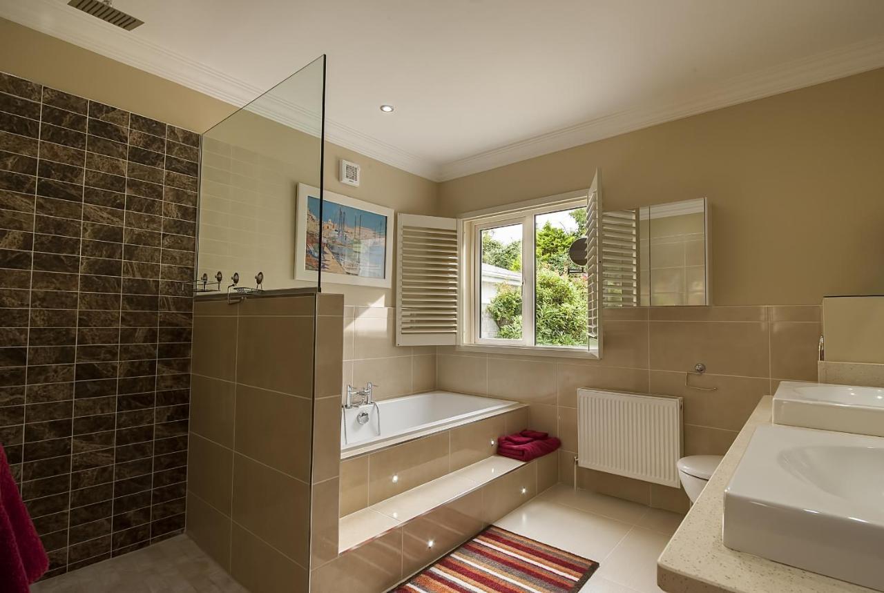 Sea Breeze Lodge B&B Galway Exterior foto
