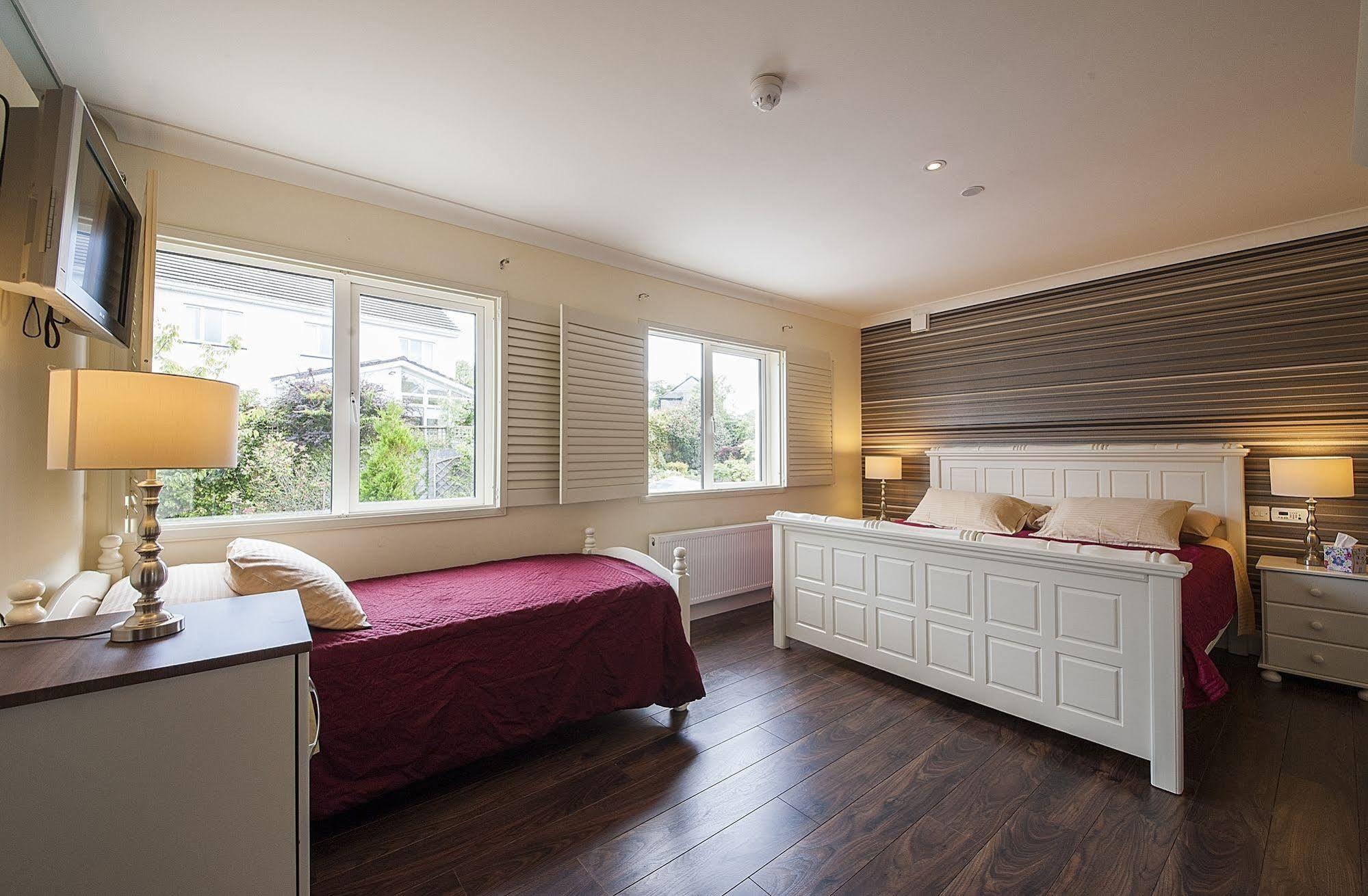 Sea Breeze Lodge B&B Galway Exterior foto