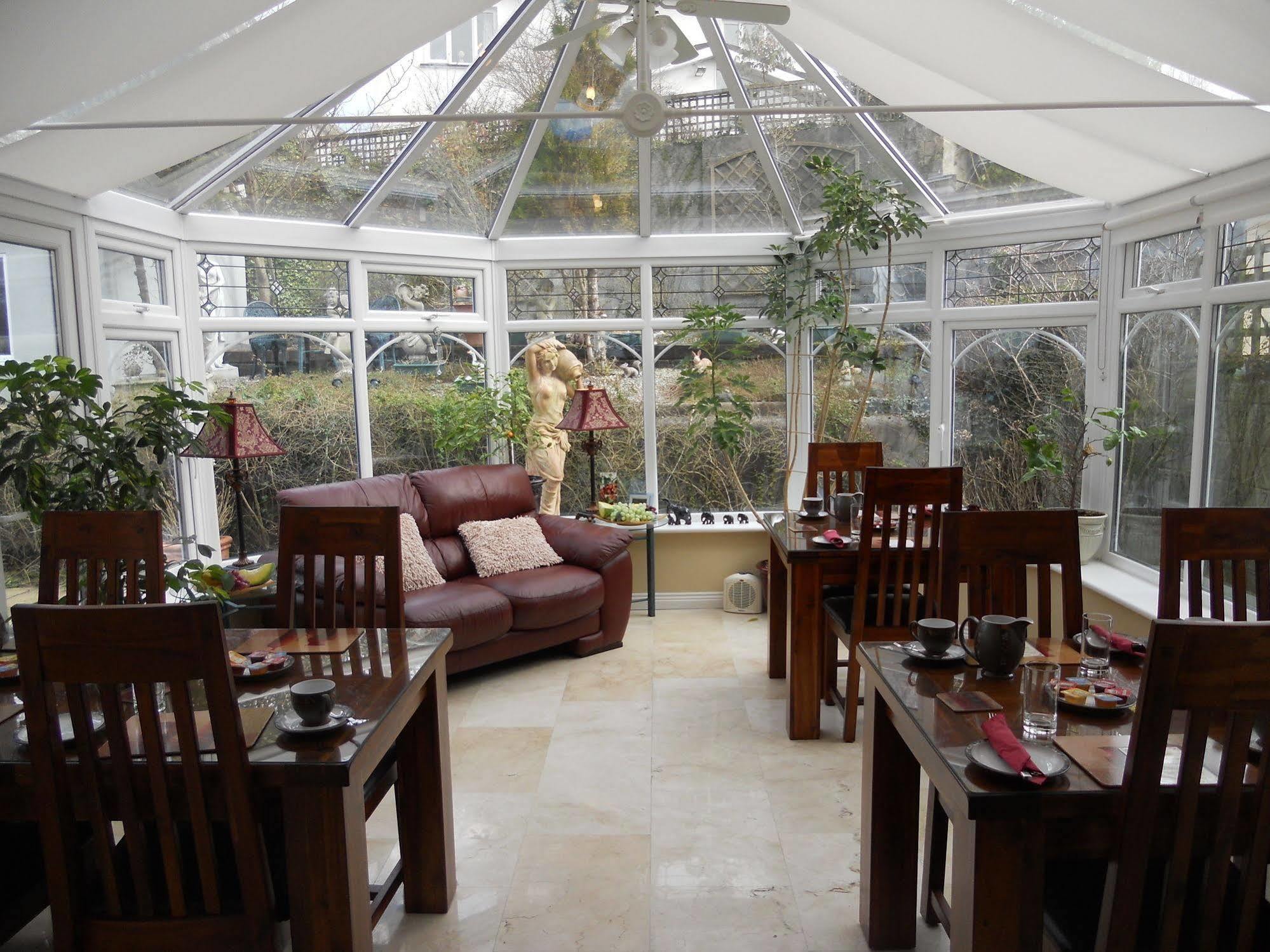 Sea Breeze Lodge B&B Galway Exterior foto
